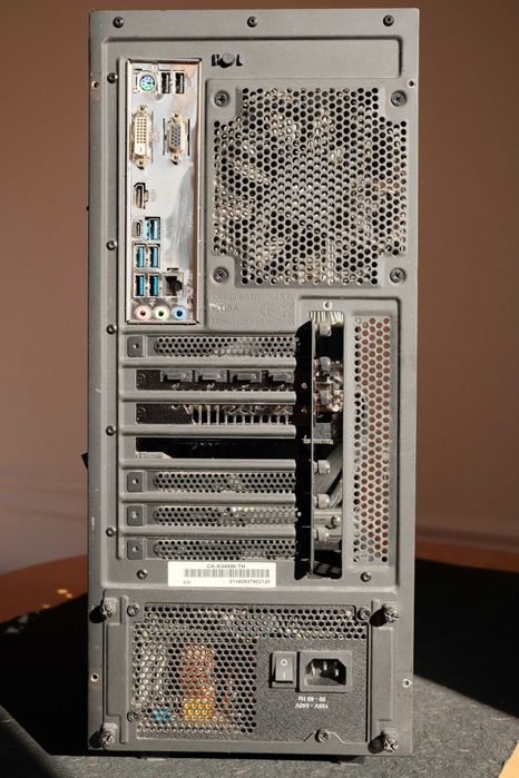 Гейминг компютър XFX Radeon RX7800XT + Ryzen 3600 + 32GB RAM