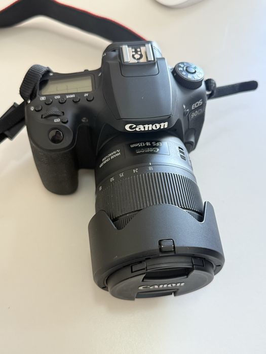 Canon 90d  18-135mm nano USM