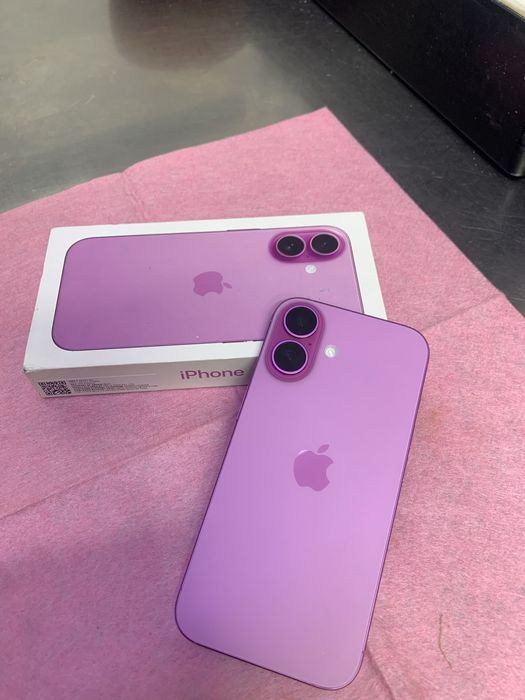 Айфон 16 на 128 гб 90 емкость