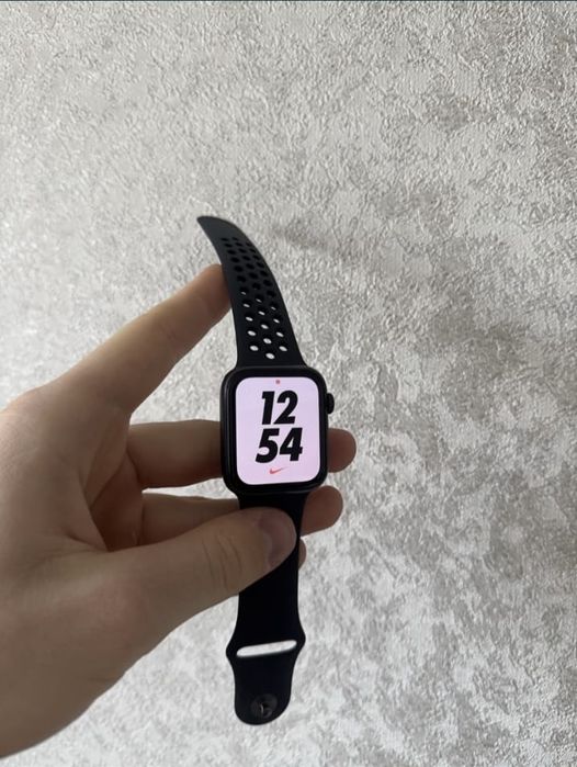 Apple watch se nike