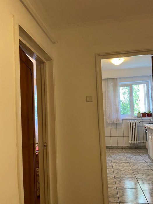 Ofer spre vanzare un apartament cu 2 camere in Pitesti