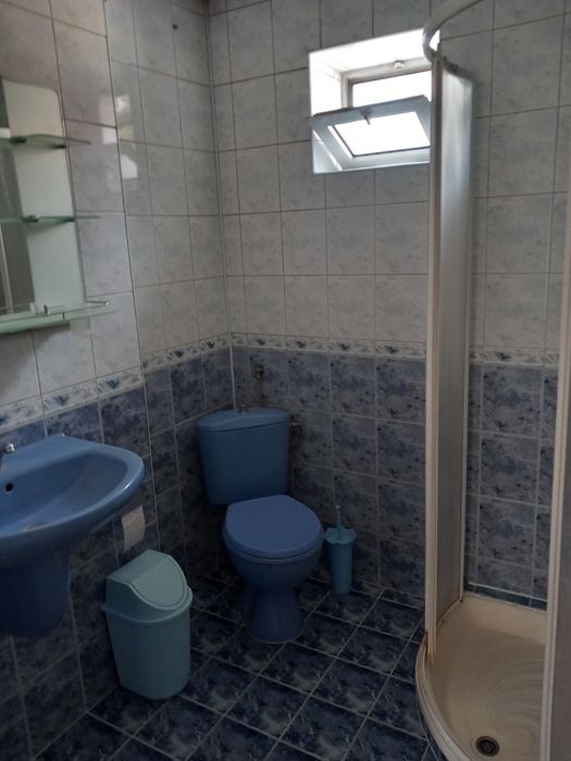 Къща с двор, 950 кв.м. в центъра на Исперих