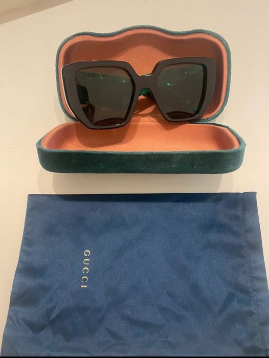 Gucci vând ochelari gucci