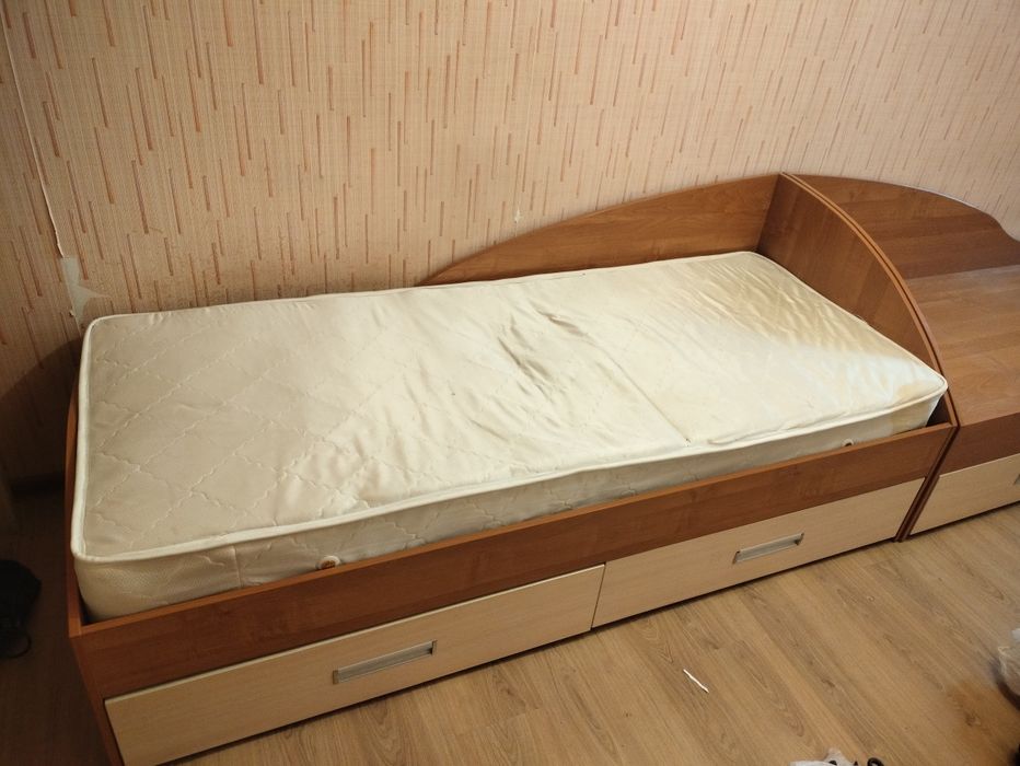 ПРОДАМ Кровати с ящиками