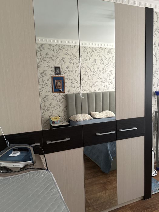 Шифоньер в хорошем состоянии