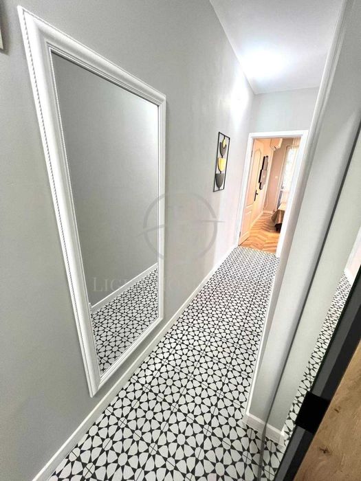 Продава се Тристаен апартамент в Пловдив, Христо Смирненски - 95 кв.м за 2579 €/кв.м - Снимка #11