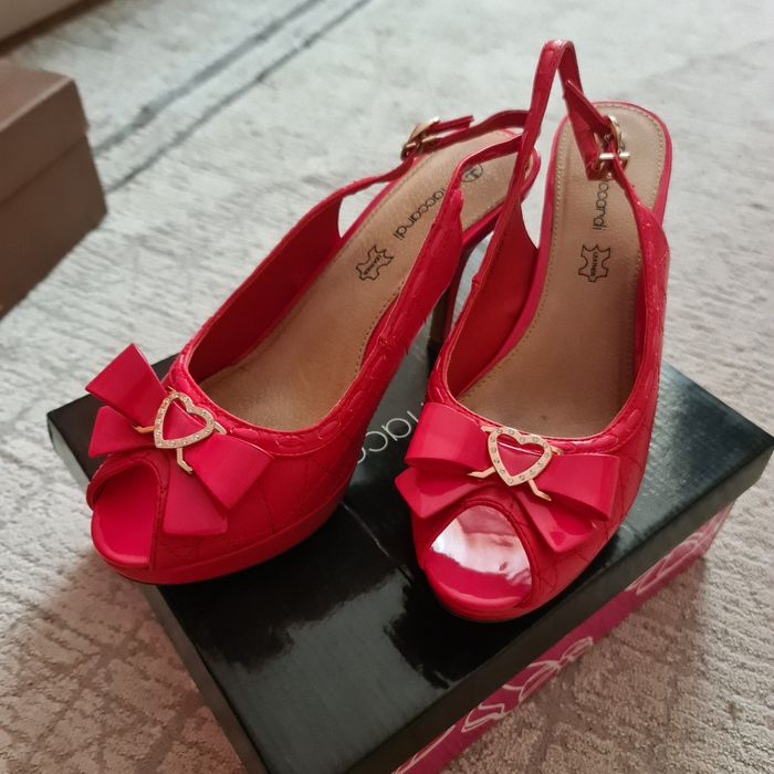 Туфли на каблуке