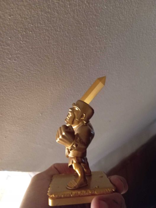 Официална фигурка Barbarian – Supercell – Колекционерска