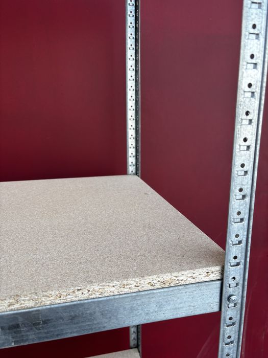 Новые стеллажи . Полки