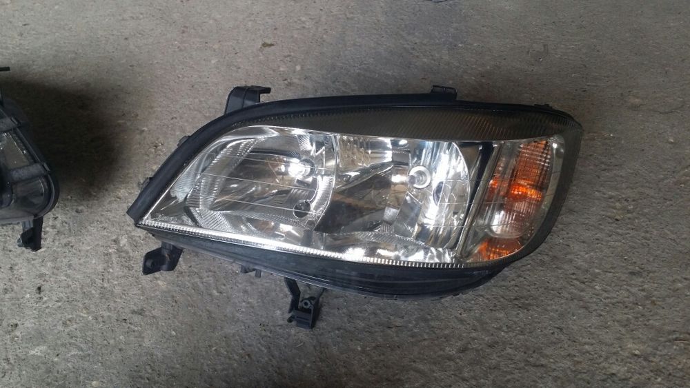 Фарове фар щора Стоп Стопове компютър за Opel Zafira A Опел Зафира А