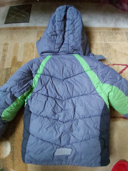 Куртка зимн новая 4,5лет