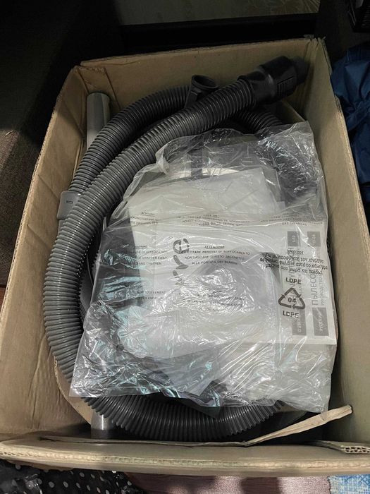 Changyutgich (Пылесос) Ferre sotiladi