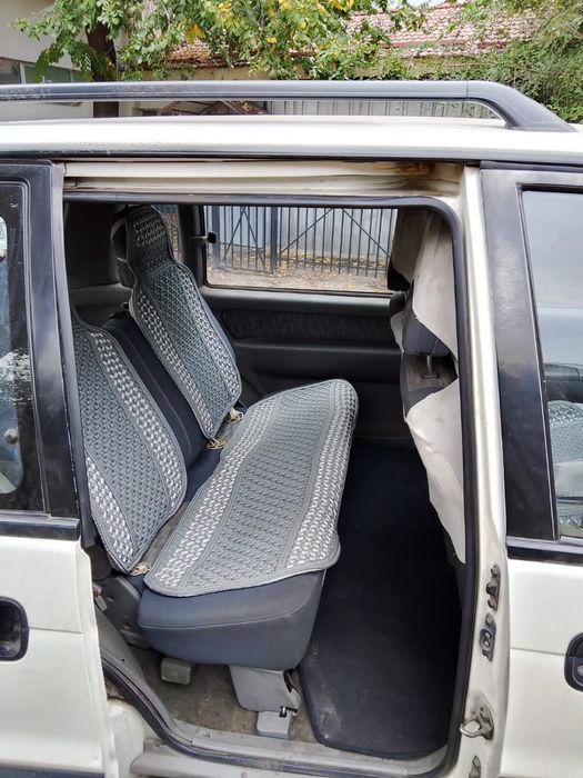 Продам mitsubishi space runner