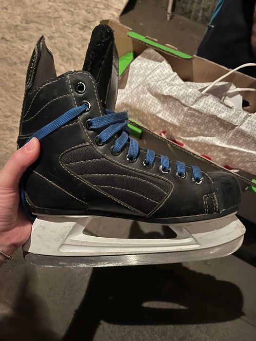 Кънки за лед - дамски- 38 номер