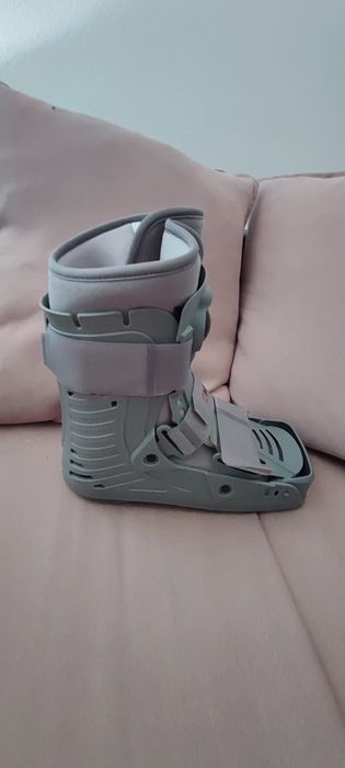 Медицински ботуш