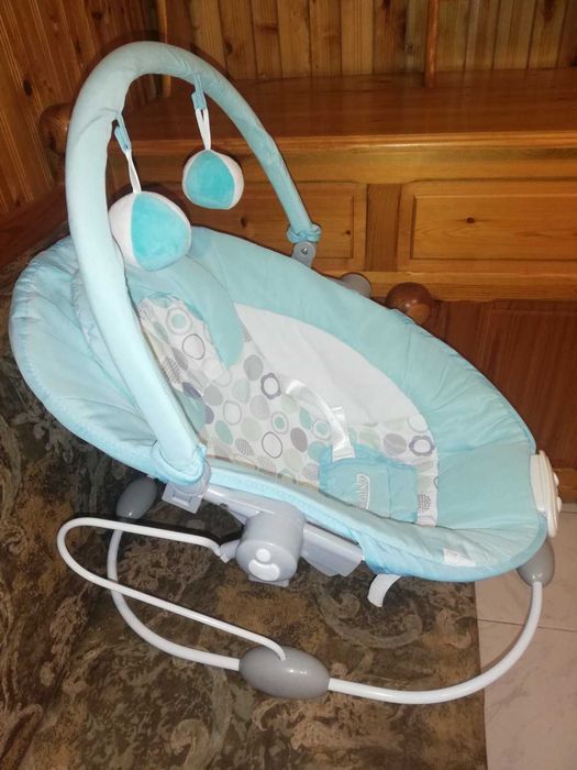 Шезлонг за бебе.