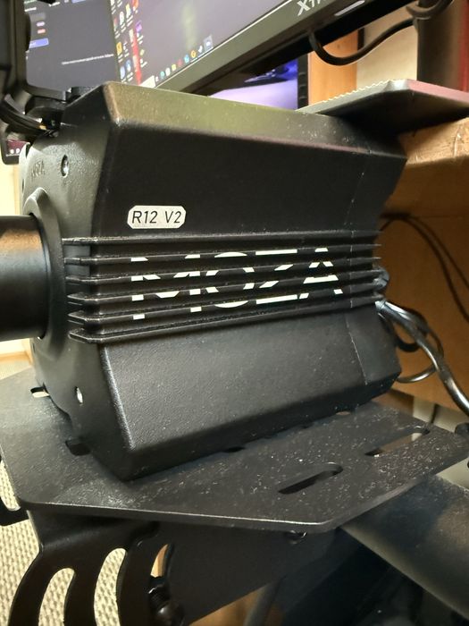 Кок питт Moza R12 v2