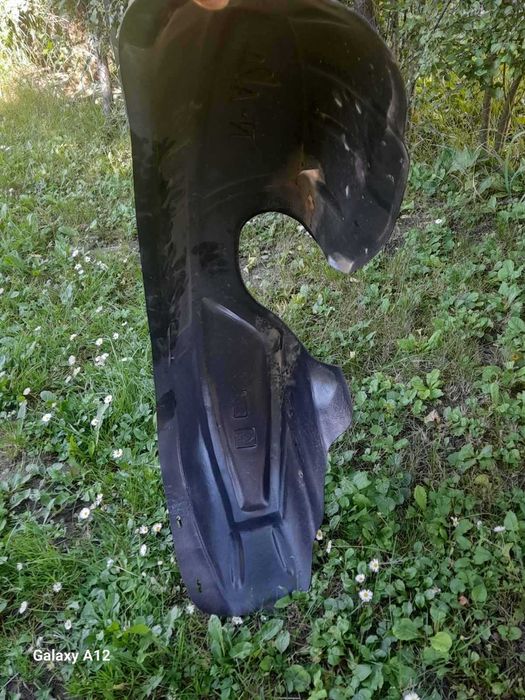 Продавам подкалник за Chevrolet Nubira