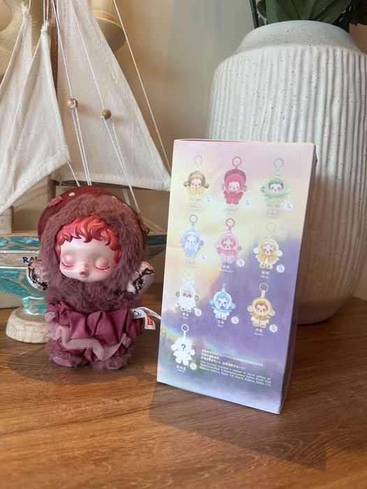 Оригинален SKULLPANDA Winter Symphony – неотворена blind box
