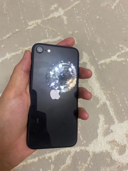 iPhone SE 2020 обмен