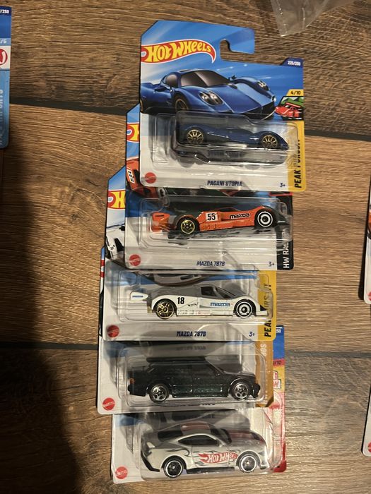 Колички hot wheels