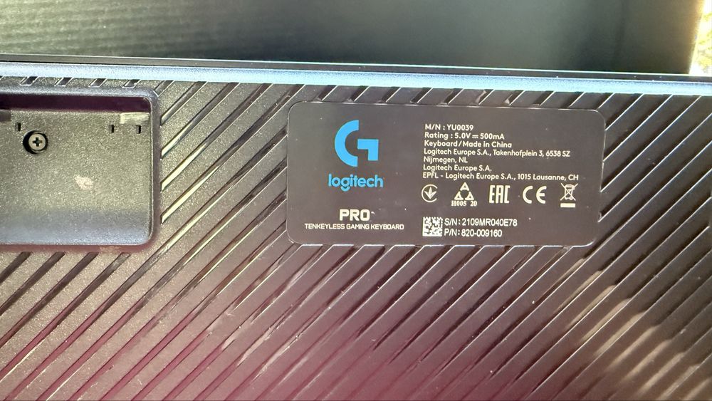 Клавиатура Logitech G Pro TKL, модель YU0039.