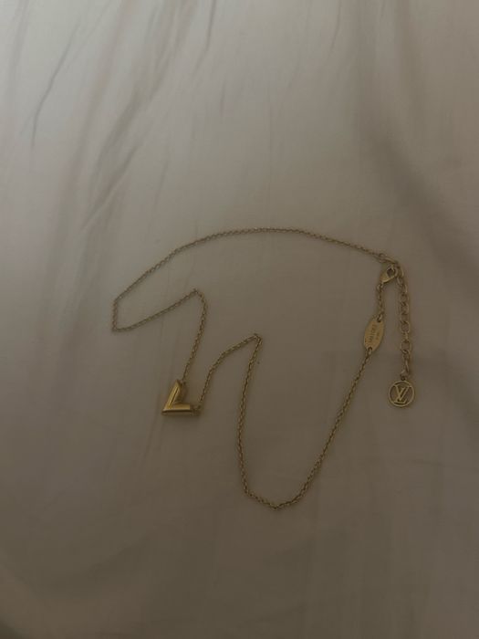 цепочка Louis Vuitton СРОЧНО продаю