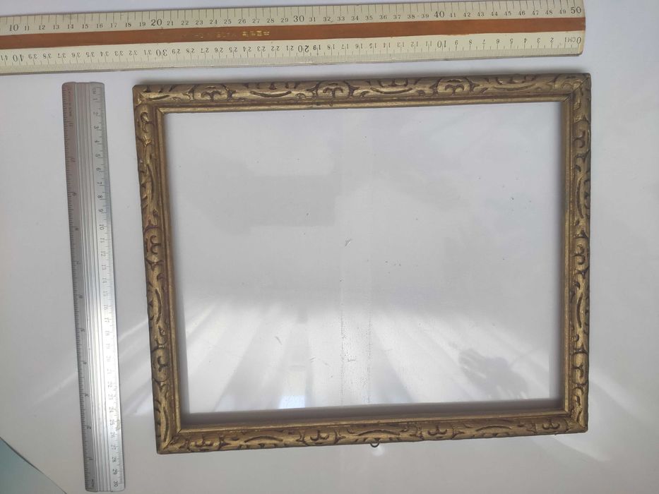 Rama decorativa veche aurie