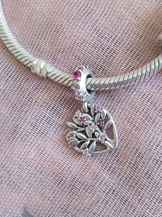 Pandora       браслет.