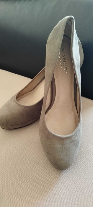 Нови обувки BIANCO