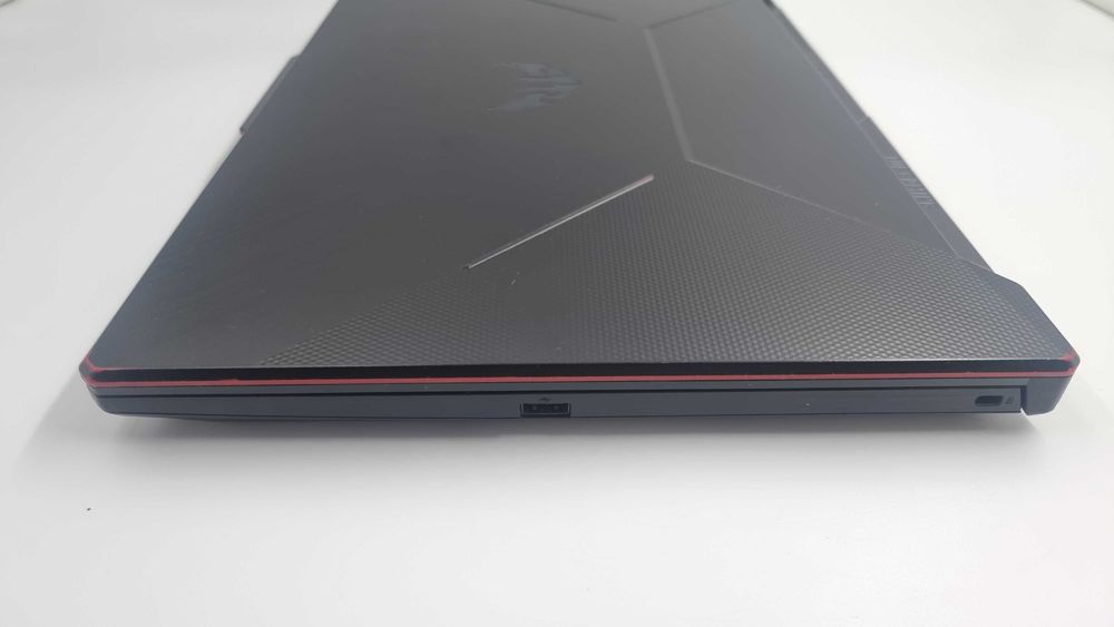 Laptop Asus A706IH [Amanet Club Caro]