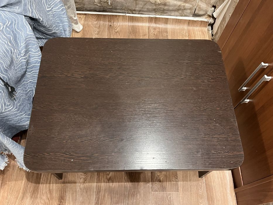 Журнальный столик,столик