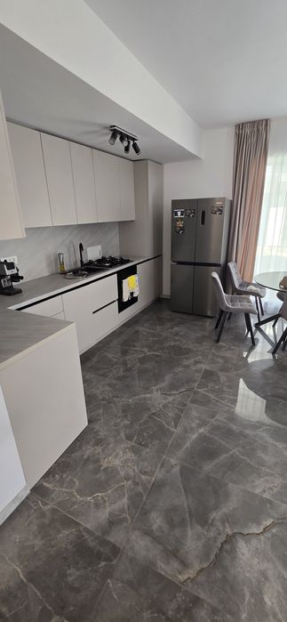 Apartament 3 camere + 30 mp gradina  - 129.000 euro