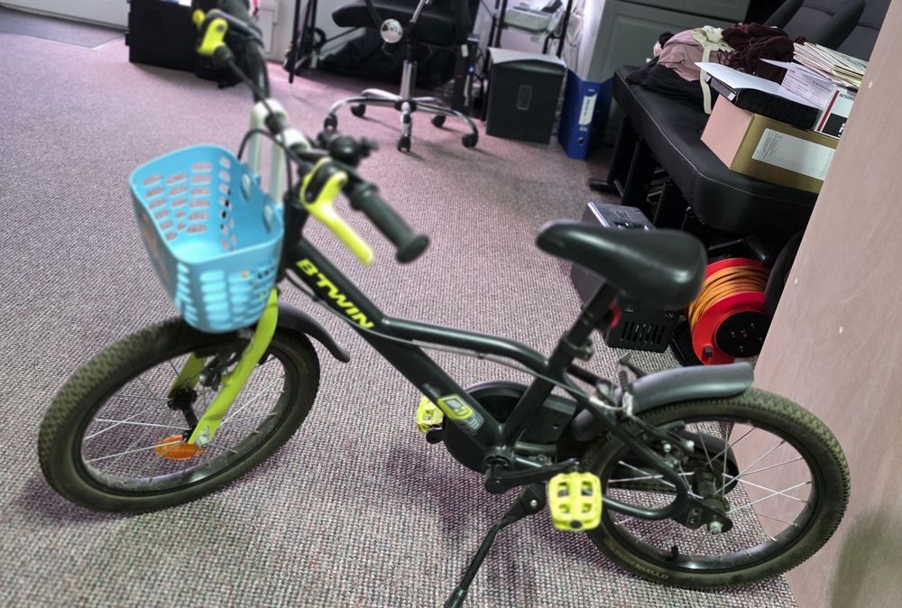 Bicicleta copii Dark Hero 500