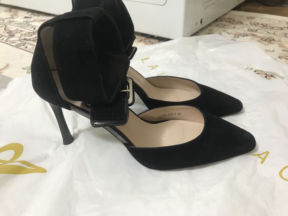 Женский обувь