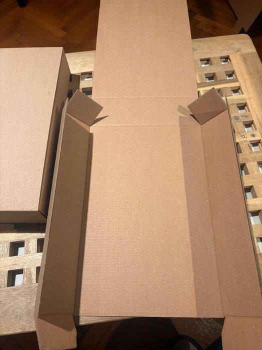 Cutie Carton cu Termoformare