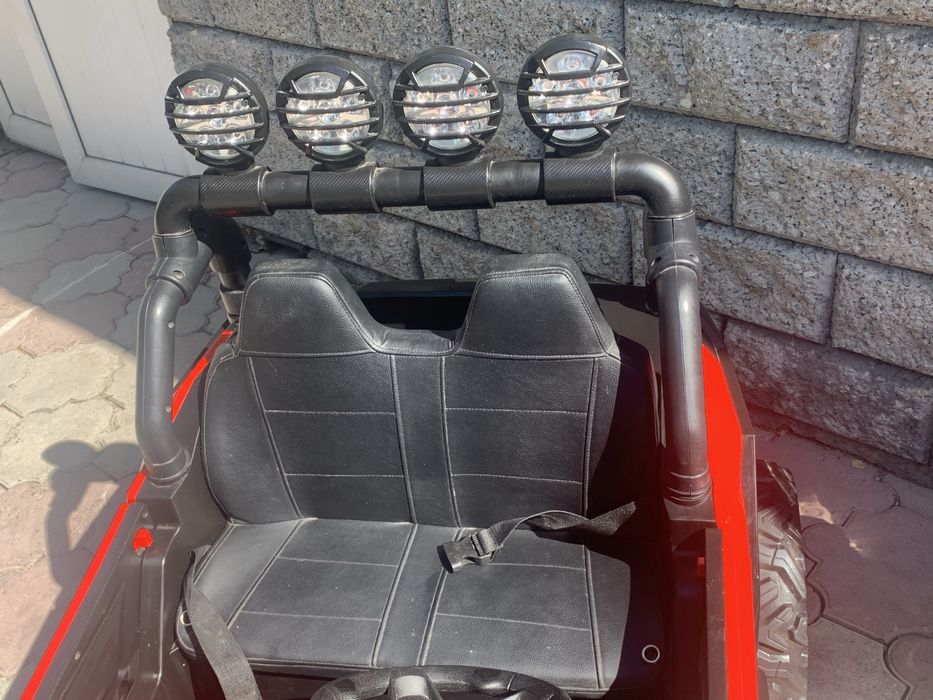 Продам детский электромобиль Багги