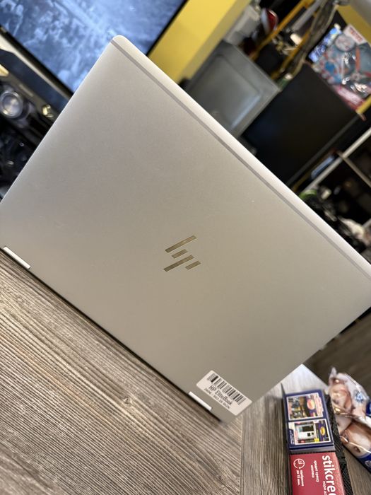 Лаптоп HP EliteBook HSN-104C Touch Screen
