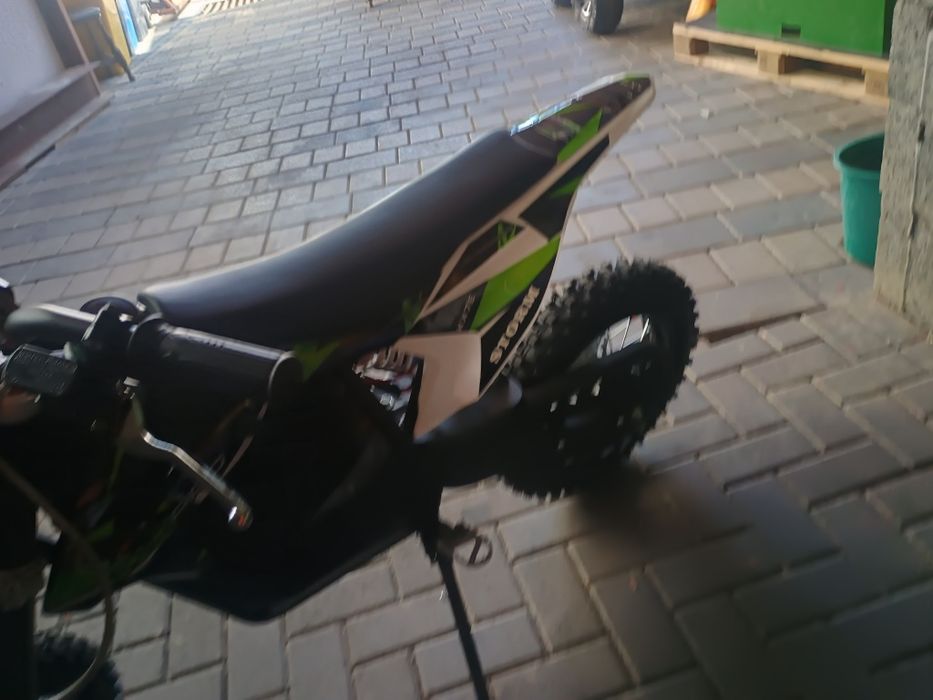 Cross electric kxd pro nu e prea folosit are lanțu sărit