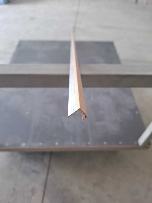 Алуминиева завършваща лайсна Canadian Oak KLS-1405