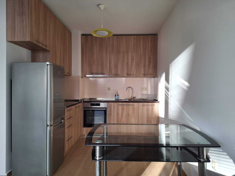 Дава се под наем Двустаен апартамент в София, Надежда 1 - 64 кв.м за 449 € - Снимка #2