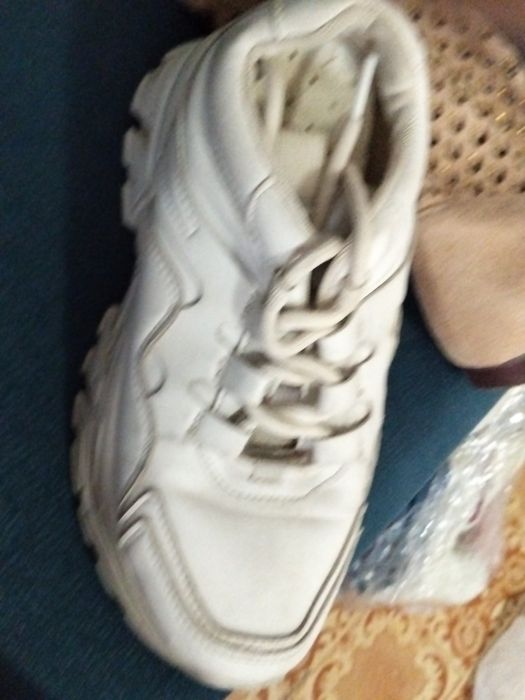 Продам обувь женскую