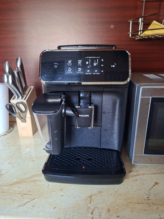 Aparat de cafea Philips seria 2200