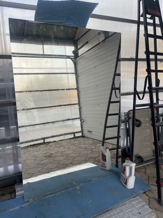 Зеркало в хорошем качестве