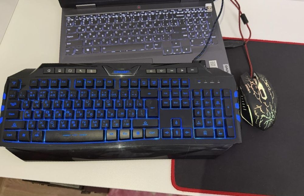 Клавиатура и мышь