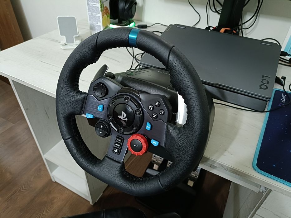 Volan gaming ps4/ps5/pc Logitech G29