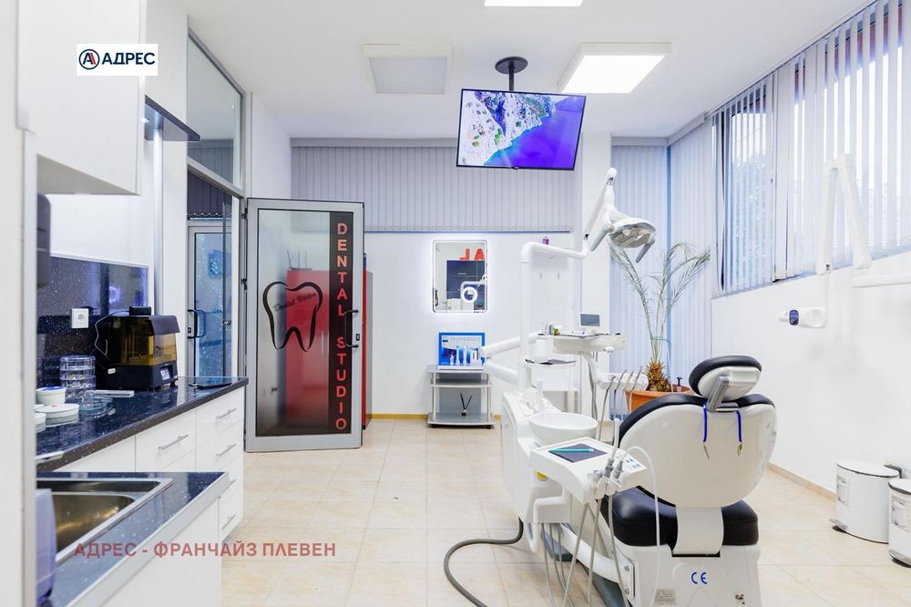 Продава се Магазин в Плевен, Широк център - 50 кв.м за 3200 €/кв.м - Снимка #3