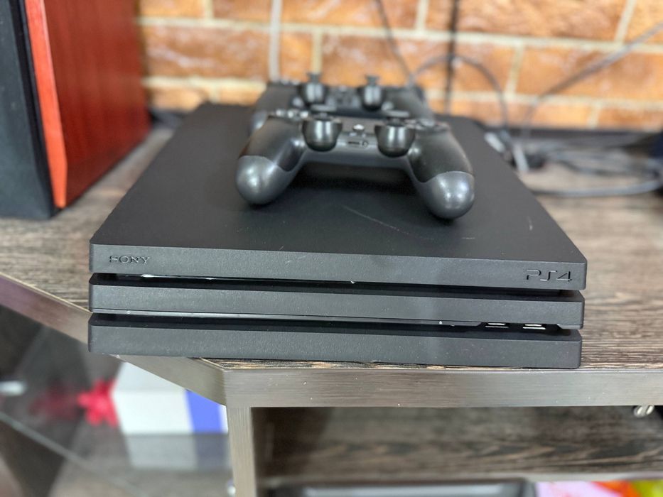 Playstation PS4 Pro 1TB HDD [Идеал]