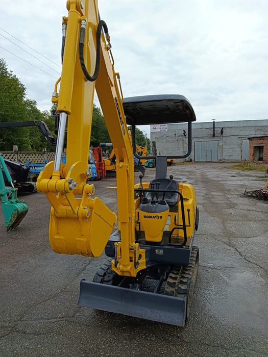 Экскаватор Komatsu продажа