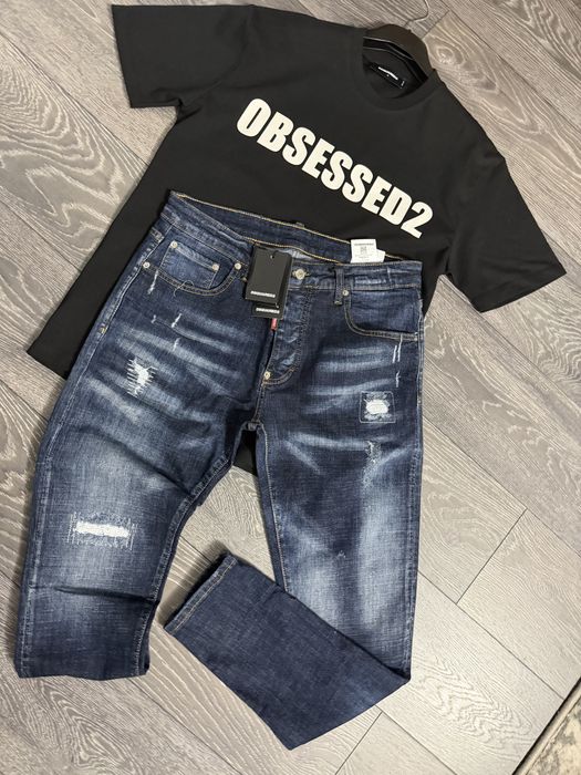 Blugi si tricou dsq2